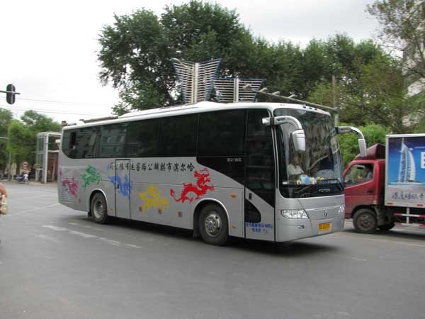 深圳旅游包车