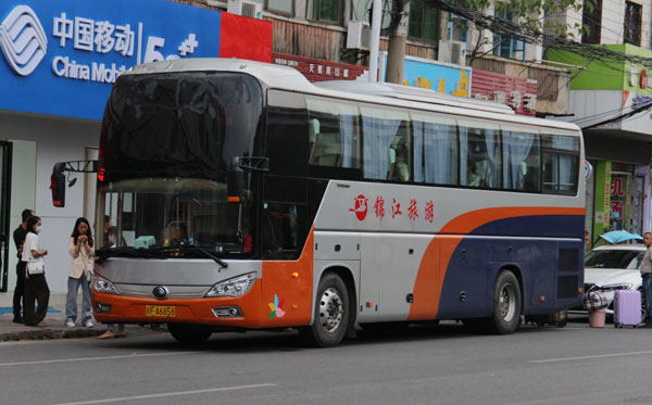 深圳市年会大巴车